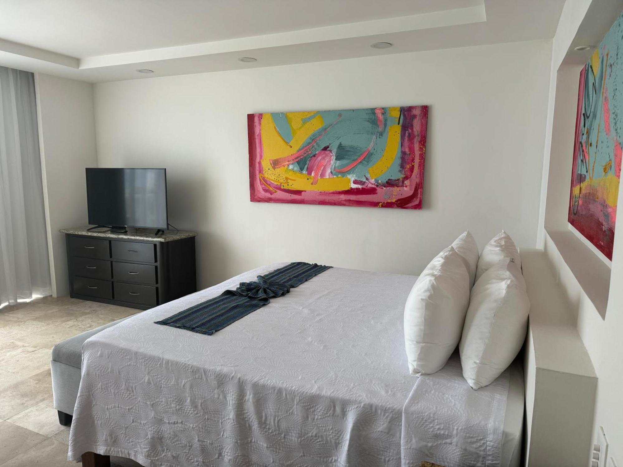 Hotel Delfin Vista Pier Beach Front Пуерто Валярта Екстериор снимка